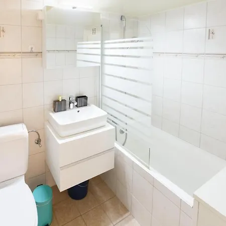 A Comfy In Centre * Montreux