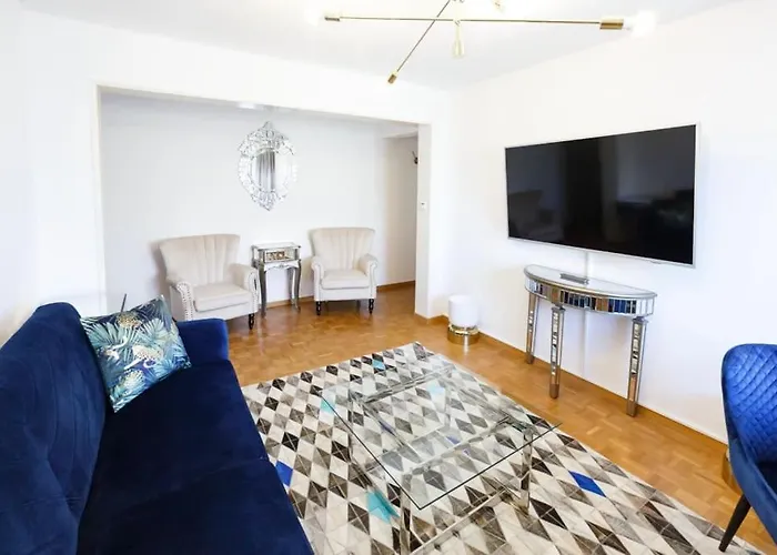 A Comfy In Centre Montreux